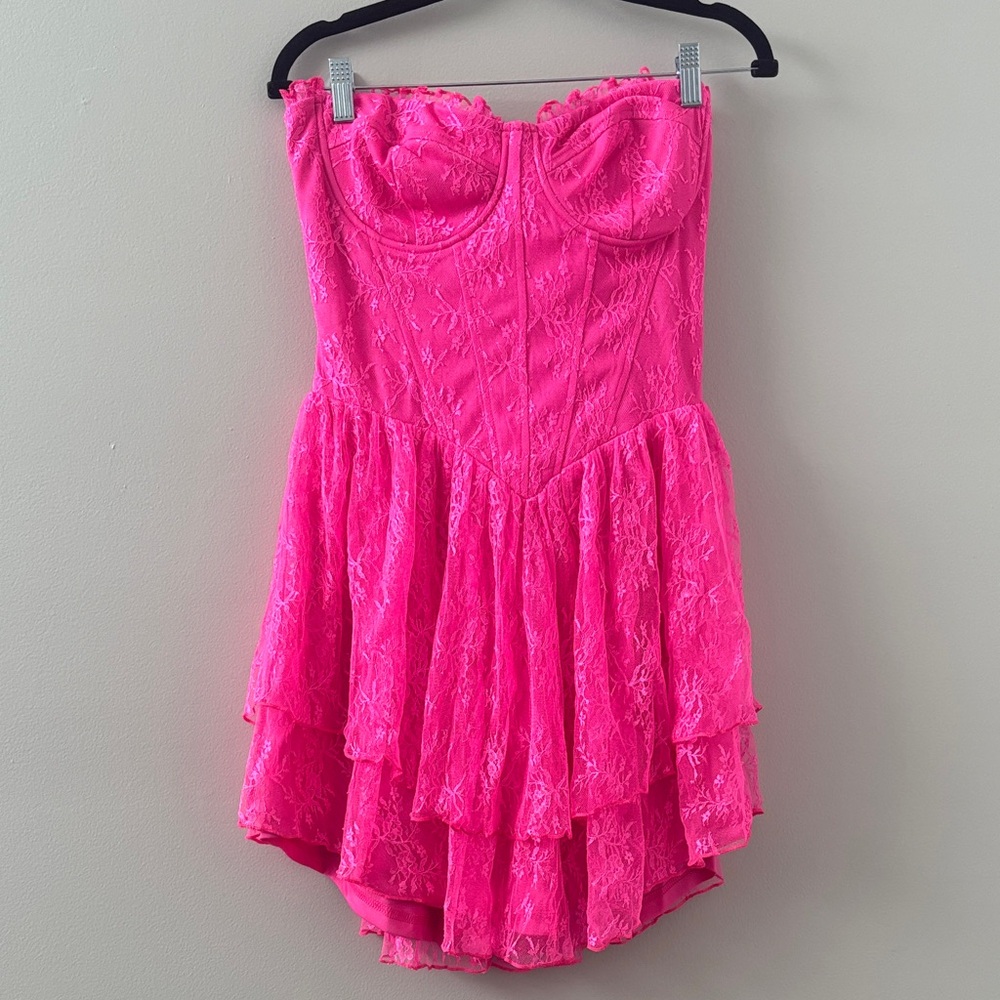 Women’s Pink Lace Mini Dress